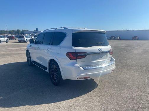 2024 INFINITI QX80 PREMIUM SELECT AWD