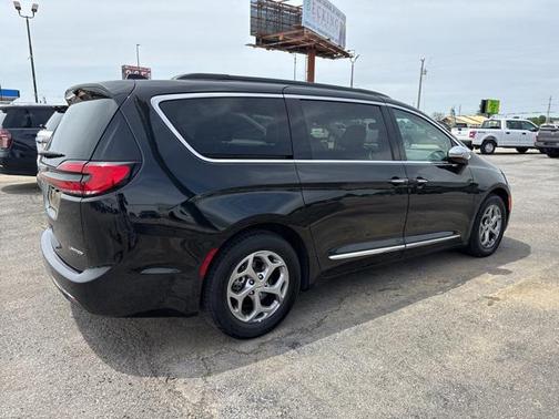 2023 Chrysler Pacifica Limited