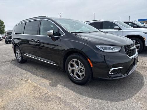 2023 Chrysler Pacifica Limited