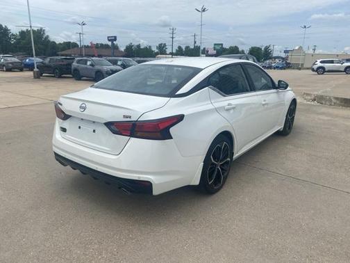 2024 Nissan Altima SR FWD