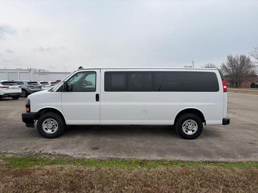 2023 Chevrolet Express 3500 RWD 3500 Extended Wheelbase LS