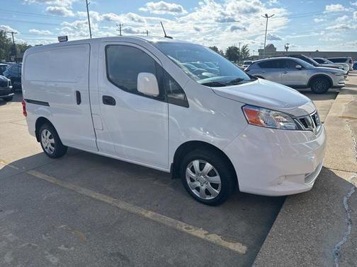 2020 Nissan NV200 SV