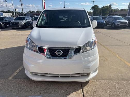 2020 Nissan NV200 SV