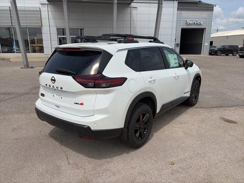 Everest White Pearl Tricoat 2026 Nissan Rogue Rock Creek