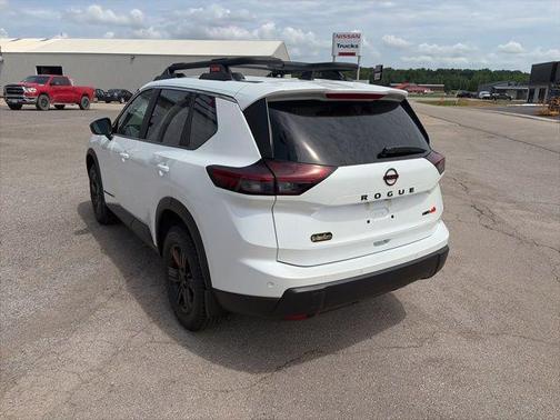Everest White Pearl Tricoat 2026 Nissan Rogue Rock Creek