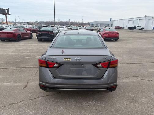 Gun Metallic 2024 Nissan Altima 2.5 SV