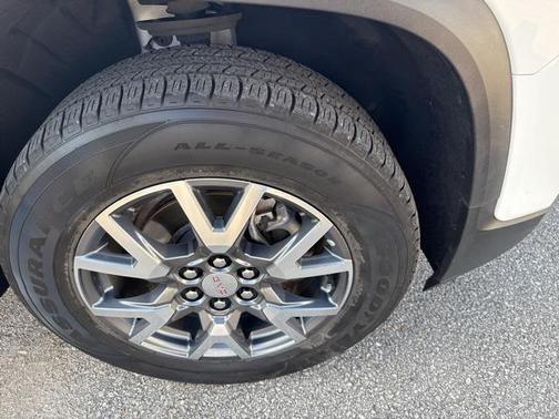 2023 GMC Acadia FWD SLT