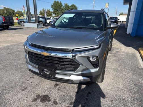 Sterling Gray Metallic 2026 Chevrolet Trailblazer LT