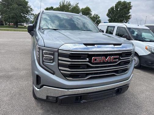 Sterling Metallic 2025 GMC Sierra 1500 SLT
