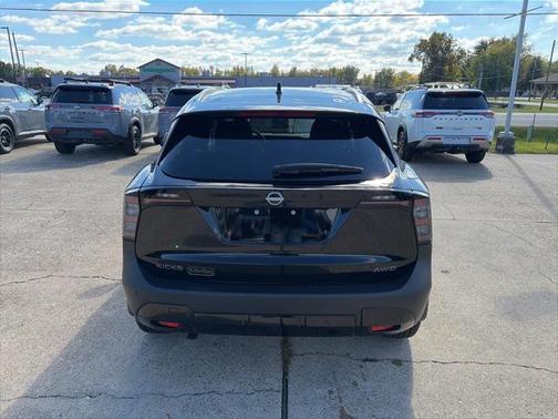 2026 Nissan Kicks SV