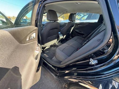 2019 Chevrolet Malibu 1LS