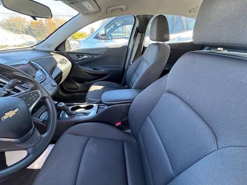 2019 Chevrolet Malibu 1LS