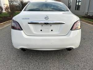 2012 Nissan Maxima SV