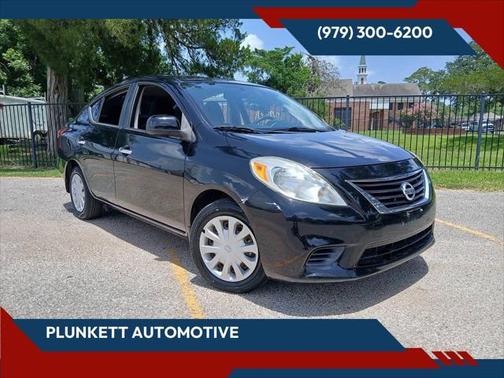 2013 Nissan Versa 1.6 S