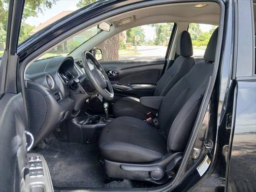 2013 Nissan Versa 1.6 S