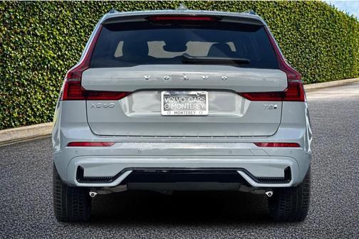 Gray Metallic 2026 Volvo XC60 Plug-In Hybrid T8 Ultra