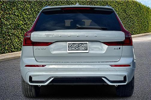 Gray Metallic 2026 Volvo XC60 B5 Plus