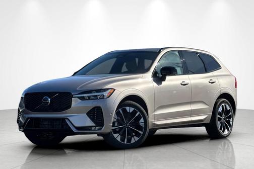 2026 Volvo XC60 B5 Plus