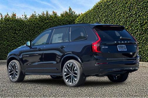 Onyx Black Metallic 2026 Volvo XC90 Plug-In Hybrid T8 Ultra Dark Theme 7-Seater