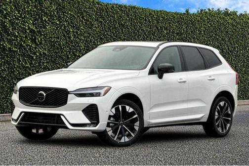 Crystal White 2026 Volvo XC60 B5 Plus