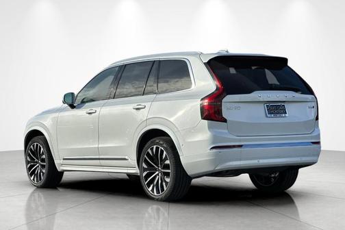 2026 Volvo XC90 B5 Plus 7-Seater