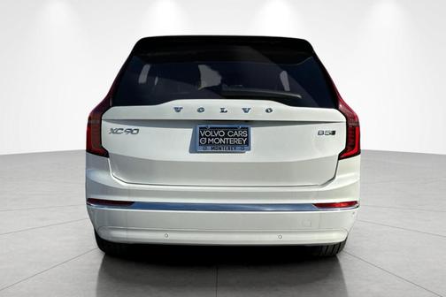 2026 Volvo XC90 B5 Plus 7-Seater