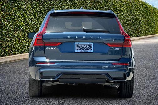 Denim Blue Metallic 2026 Volvo XC60 B5 Plus