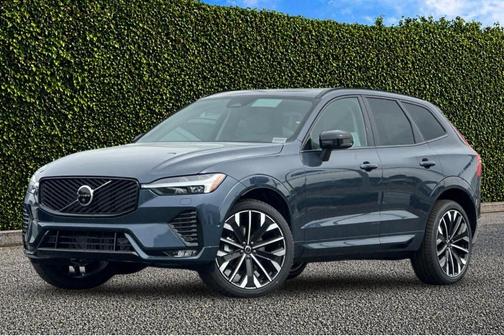 Denim Blue Metallic 2026 Volvo XC60 B5 Ultra