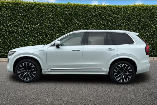 Crystal White 2025 Volvo XC90 Plug-In Hybrid T8 Plus 7-Seater