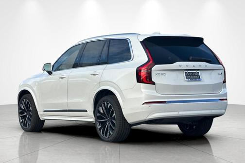 2026 Volvo XC90 B6 Plus 7-Seater