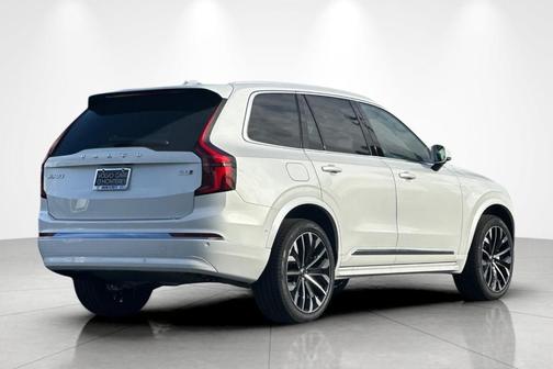 2026 Volvo XC90 B6 Plus 7-Seater