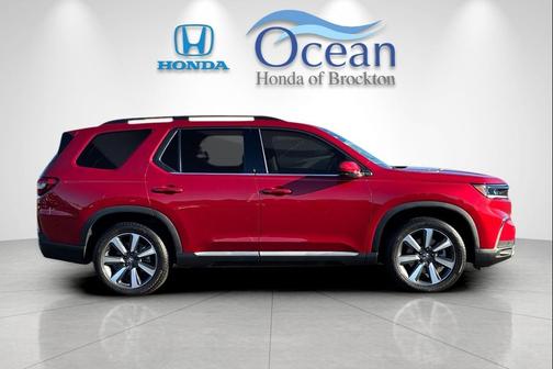 2024 Honda Pilot Touring 8-Passenger