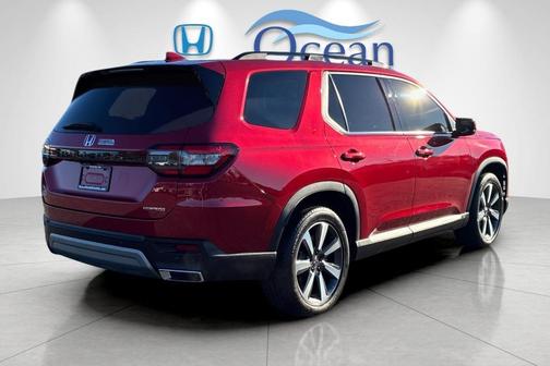 2024 Honda Pilot Touring 8-Passenger