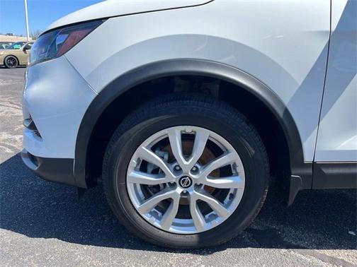 2022 Nissan Rogue Sport S