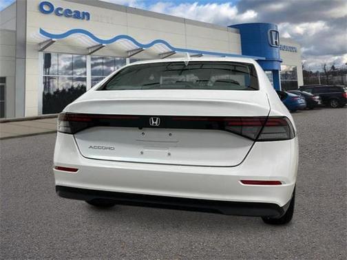 2025 Honda Accord LX 1.5T