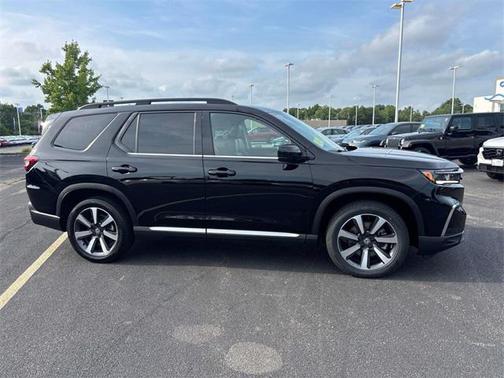2024 Honda Pilot Touring 8-Passenger
