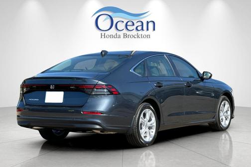 2025 Honda Accord LX 1.5T
