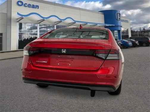 2025 Honda Accord LX 1.5T