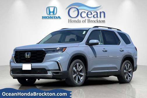 2025 Honda Pilot Touring 8-Passenger