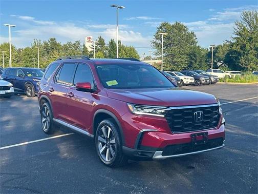 2024 Honda Pilot Touring 8-Passenger