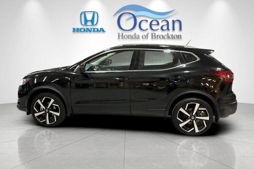 2022 Nissan Rogue Sport SL