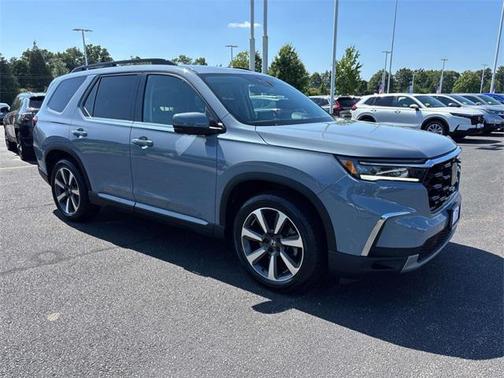 2023 Honda Pilot AWD Elite