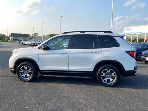 2023 Honda Passport AWD TrailSport