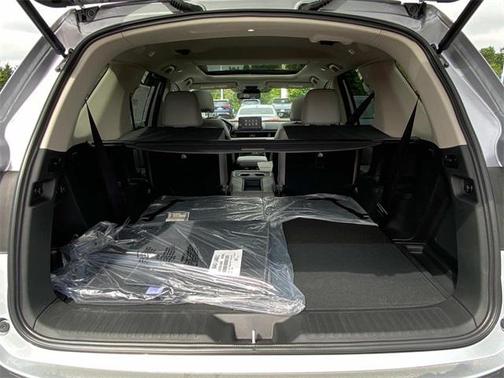 2025 Honda Pilot Touring 8-Passenger