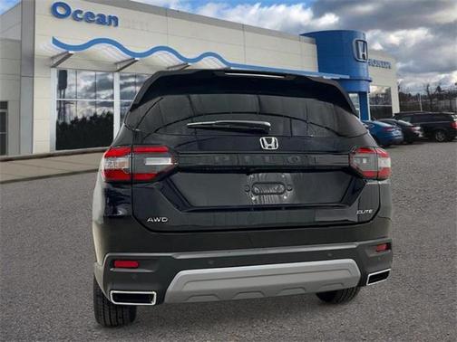 2025 Honda Pilot Elite