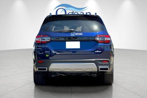2025 Honda Pilot Touring 8-Passenger