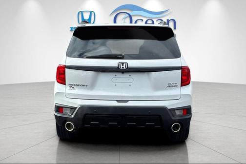2023 Honda Passport AWD Elite
