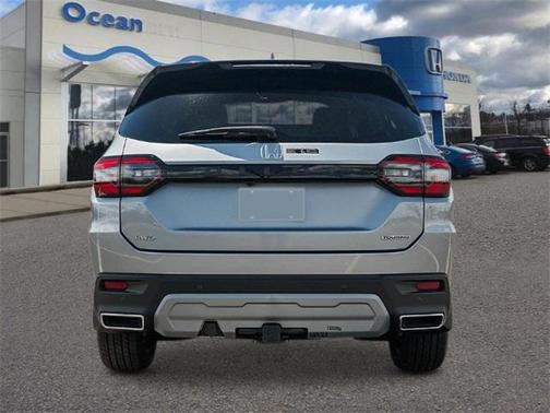 2025 Honda Pilot Touring 8-Passenger