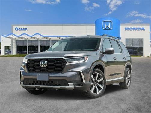 2025 Honda Pilot Touring 8-Passenger