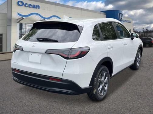 2026 Honda HR-V LX